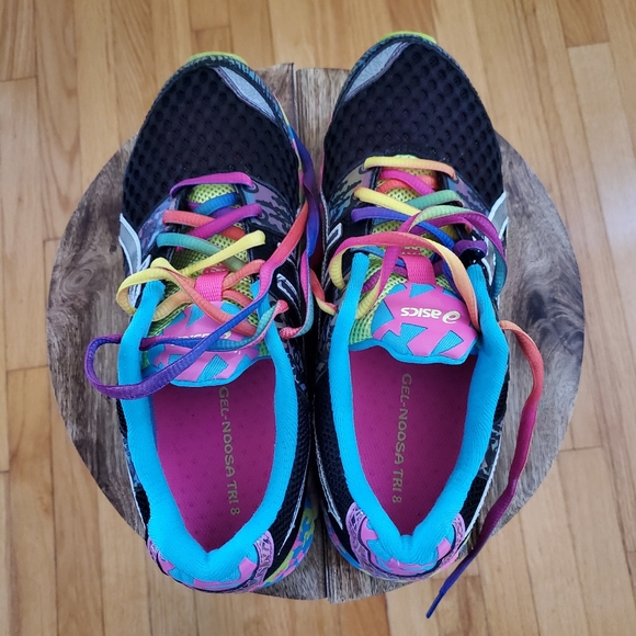 Sneakers - Picture 4 of 6